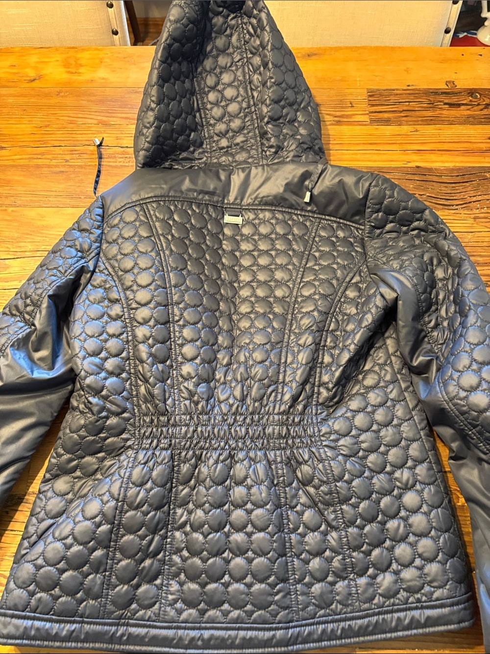 Laundry By Shelli Segal Quilted Hooded Puffer Jacket in Dark Navy - Picture 7 of 8